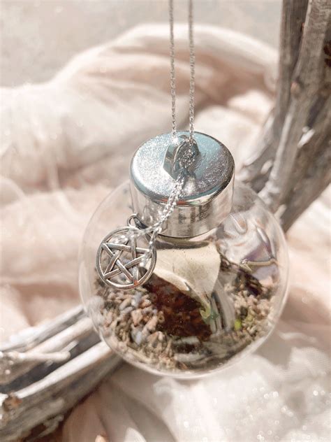 Snap Tin Witchy Baubles: Connecting with Ancestors and Spirit Guides